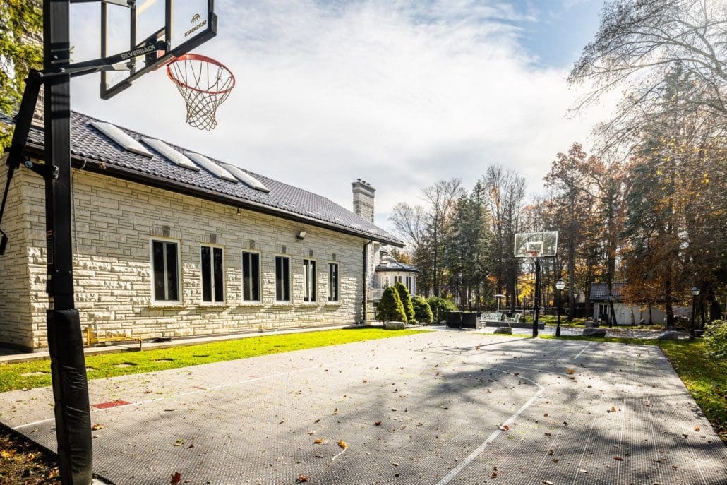 Luxury Real Estate Photography in Woodbridge, photographed by Kevin Raposo