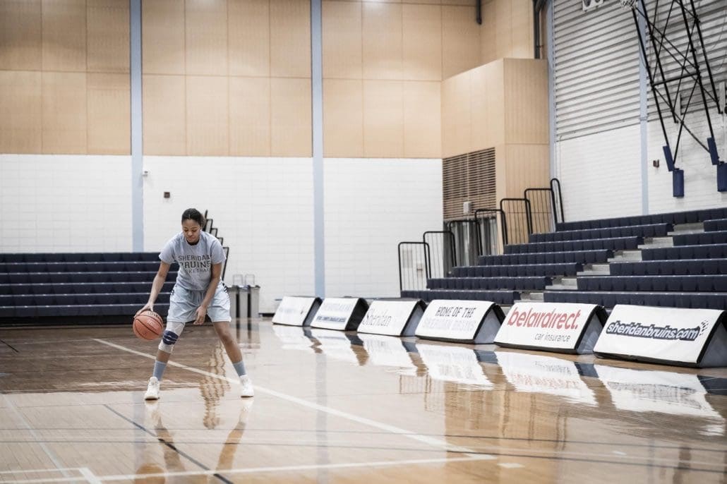 BRAMPTON, ON - Feb. 11, 2017: Theresa Brown of the Sheridan Bruins prepares alone before a game against Sault.