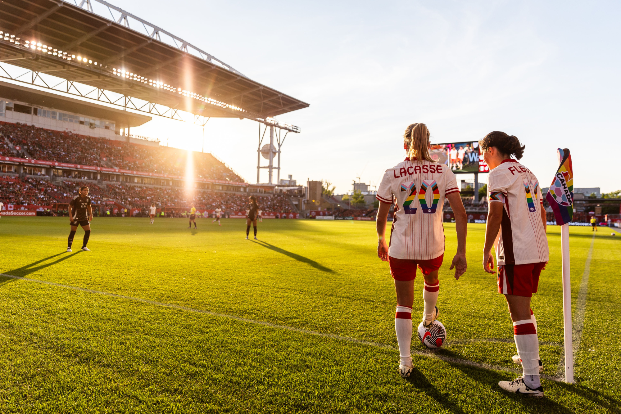 TORONTO, ON – JUN. 4, 2024: Jessie Fleming and Cloé Lacasse stand over a corner kick during a CONCACAF international friendly between Canada and Mexico at BMO Field.