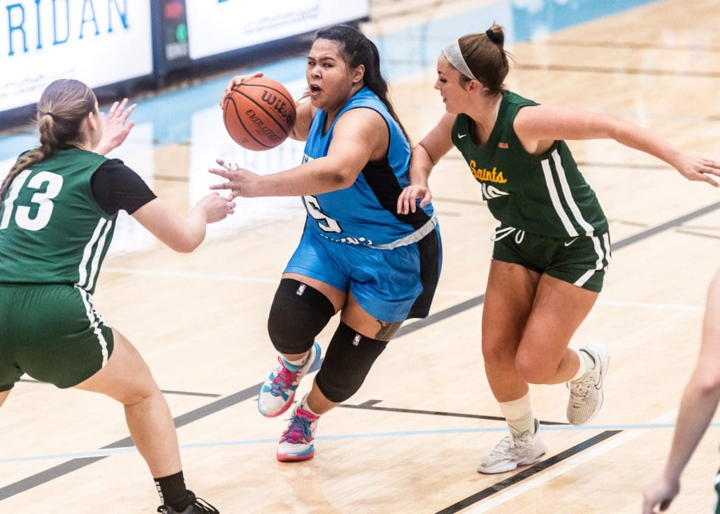BRAMPTON, ON - Jan 27, 2024: Ontario Colleges Athletic Association basketball game between the St. Clair Saints and the Sheridan Bruins. (Photo by Kevin Raposo / Sheridan Bruins)