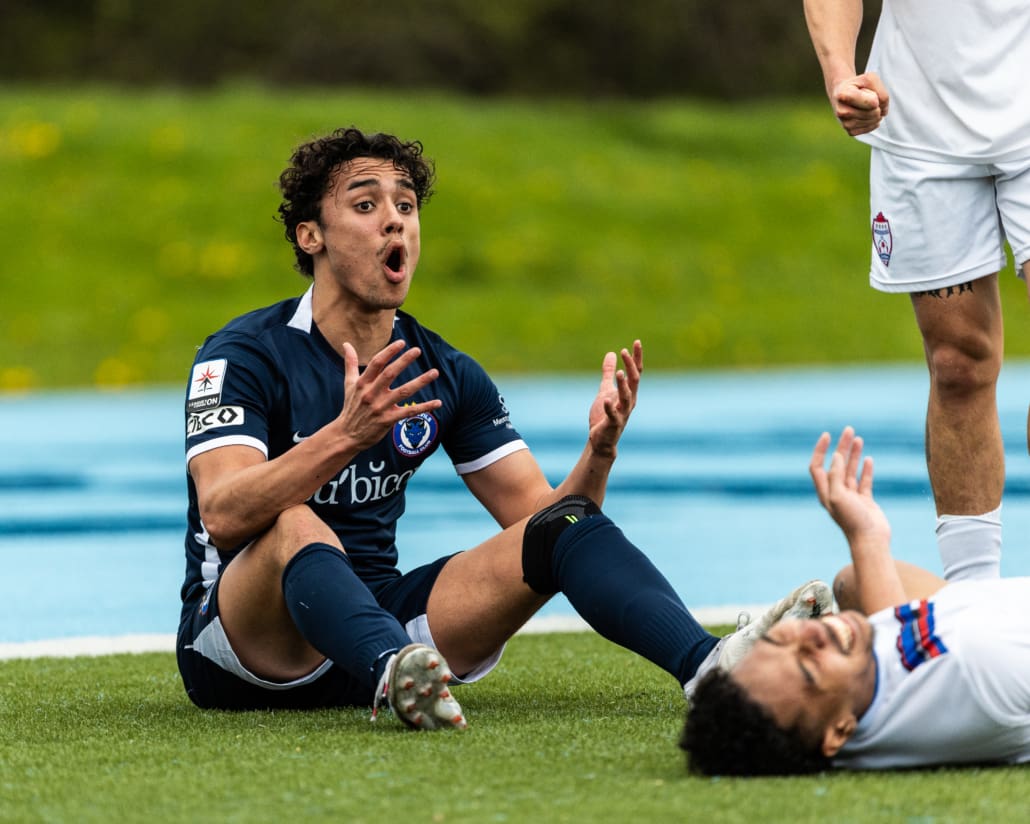 League1 Ontario soccer game between Oakville Blue Devils and Woodbridge Strikers